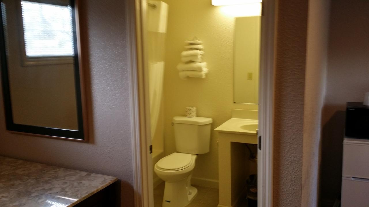 Redwood Inn ウィリッツ エクステリア 写真