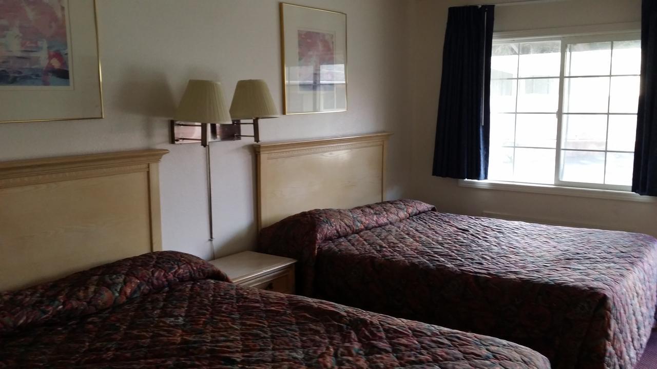 Redwood Inn ウィリッツ エクステリア 写真