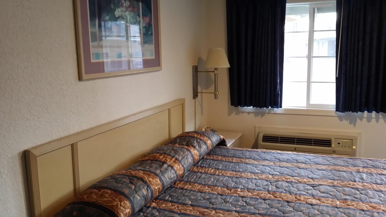 Redwood Inn ウィリッツ エクステリア 写真